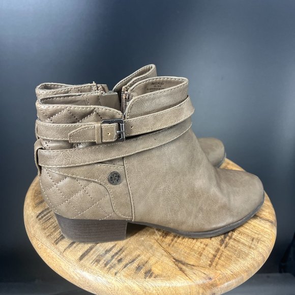 Liz Claiborne Posh Women's Dark Taupe Ankle Boots Size 9M - Picture 6 of 17